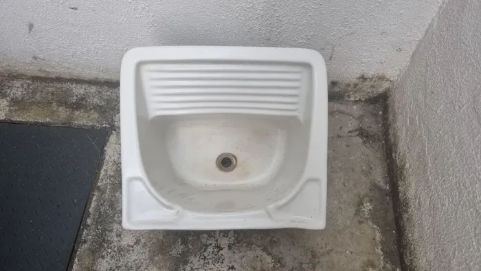 tanque de cerâmica