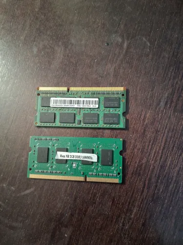 VENDO ou TROCO DDR3 2 GB (CADA TOTAL 4 GB) 