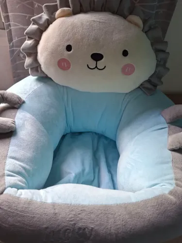 Assento leãozinho de pelúcia para bebê