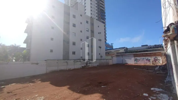 Lote Comercial Av. 136