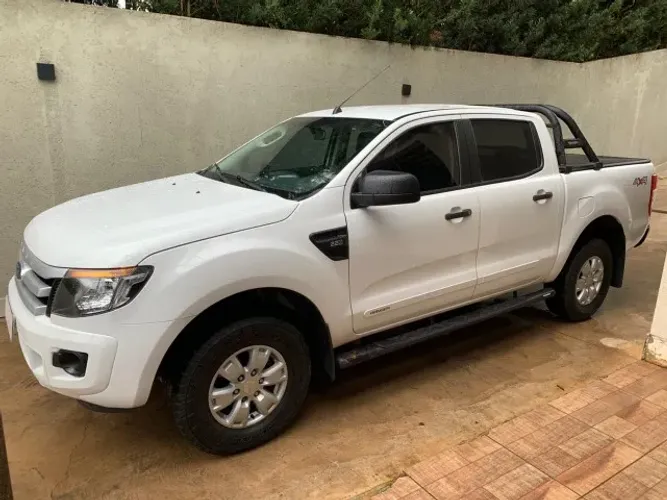 Ford Ranger XLS 2.2 4X4 CD Diesel Mec. 2015