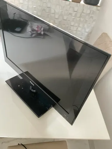 TV LED 29" Philco + Conversor Digital Completo