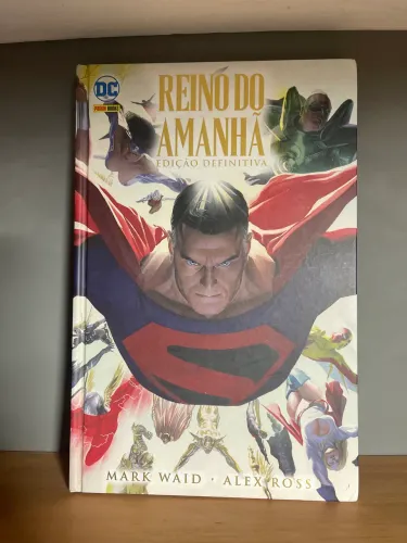 Hq DC Reino do Amanhã edição definitiva Alex Ross