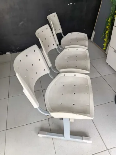 VENDO CADEIRA DE ESPERA !!!!!