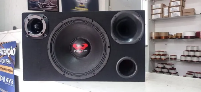 CAIXA TRIO ULTRAVOX ULTRA 550 12 POL
