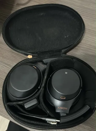 Fone de ouvido Sony WH 1000 XM-3