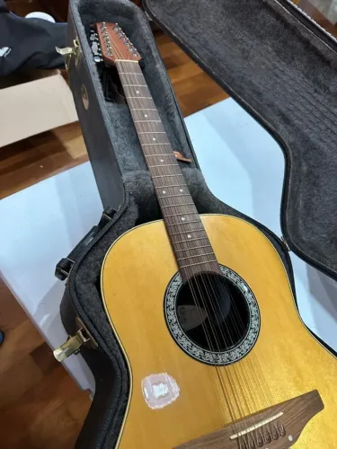 Violão Ovation 12 cordas mod 1751 Balladeer c/ case