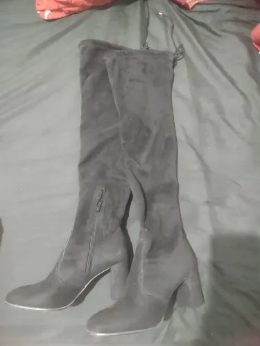 Bota Preta Cano Alto Elegante e Confortável
