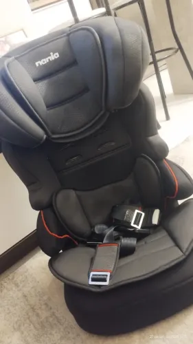 Cadeirinha pra criança (carro )