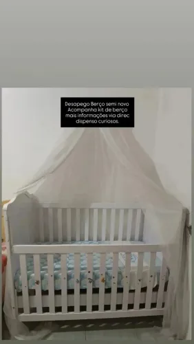 Berço semi novo 
