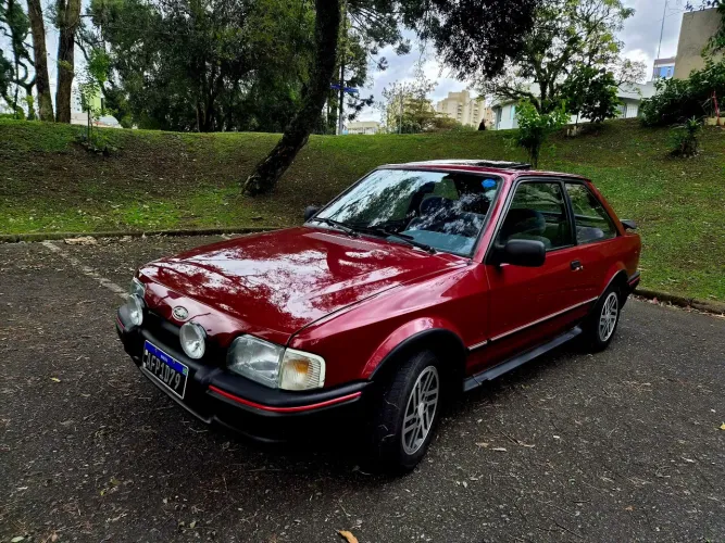 Ford Escort XR3 1.8 / 1.6 Beneton/form./laser 1989