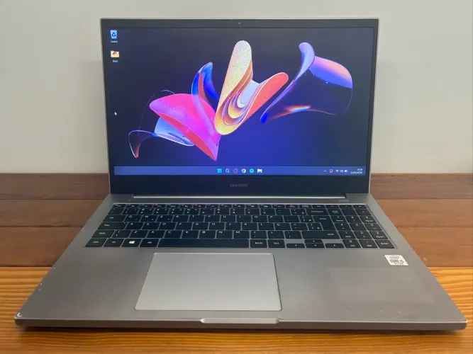 Notebook Samsung - i5 10th - 16gb RAM - SSD 240gb Nvme - 1Tb Hd - Windows 11