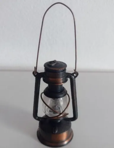 Miniatura Lampião em Metal