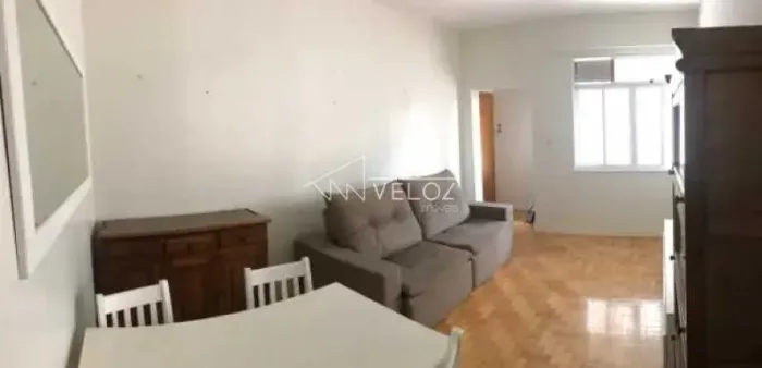 Apartamento : / Residencial / Santa Teresa