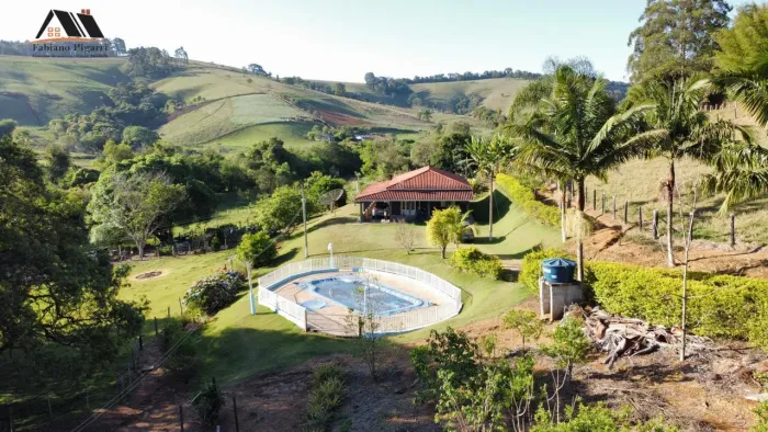 Chácara para Venda em Pedra Bela, zona rural, 4 dormitórios, 2 banheiros