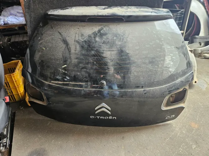 Tampa traseira com vidro citroen C3 2015