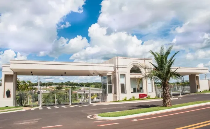 Lote em Condomínio Residencial com Financiamento Residencial Tamboré - Bauru