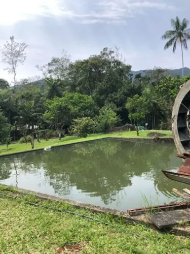 CHÁCARA COM 3200M2 EM CONDOMÍNIO FECHADO POR 470MIL