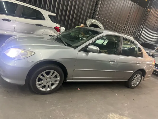 Honda Civic Sedan LXL 1.7 16V 130cv AUT 4P 2005
