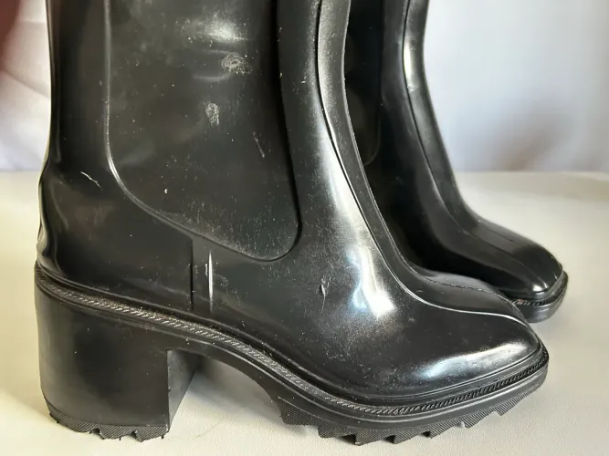 Bota estilo Melissa