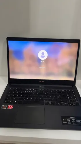 Vende-se notebook Acer