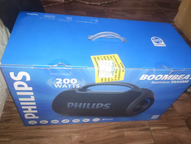 Vendo caixa boombox barato nova