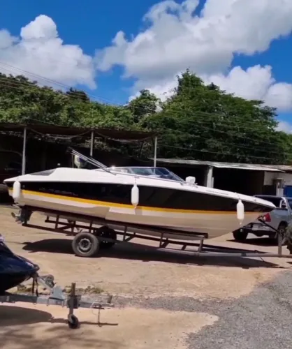 lancha regal 22 pés (barco)