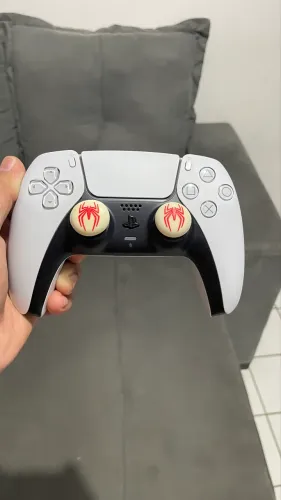 Controle de PlayStation 5 novo e 3 jogos 2 de ps5 1de Ps4 
