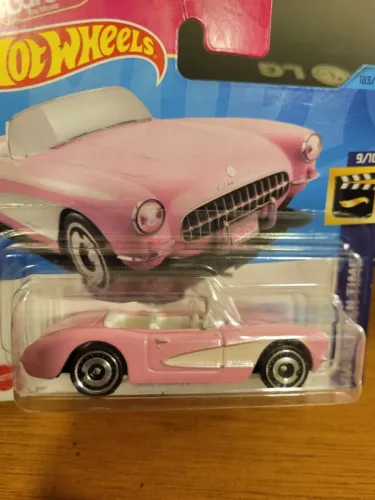 Hot Wheels 2023 Barbie Filme The Movie 1956 Corvette Rosa.