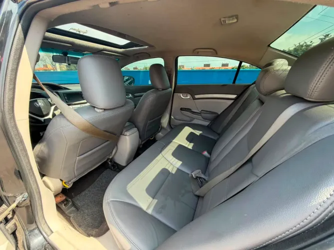Honda Civic Sedan EXS 1.8/1.8 Flex 16V Aut. 4P 2012