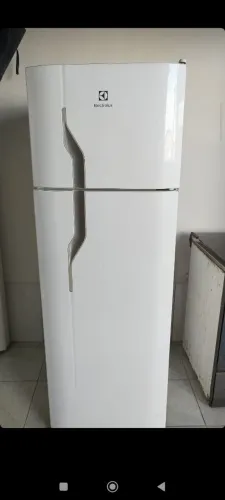 Vende-se Geladeira duplex Electrolux em ótimo estado