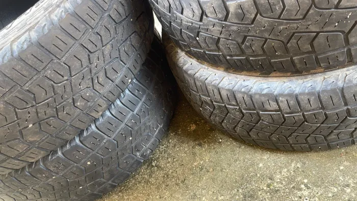 Pneus pirelli scorpion atr 205/60 aro 15