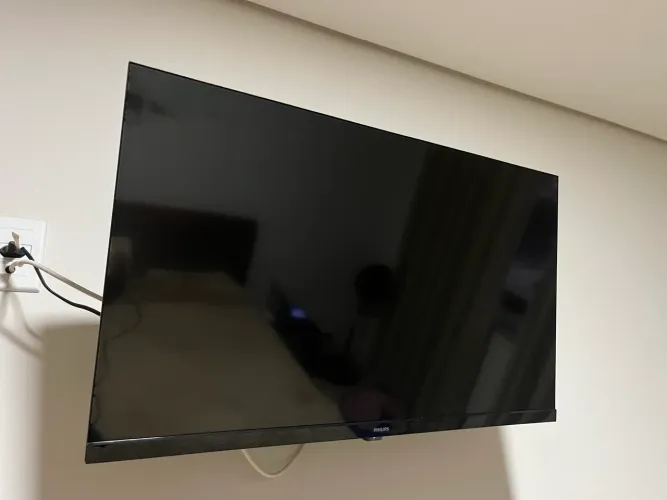 Smart tv 32? Philips Semi Nova