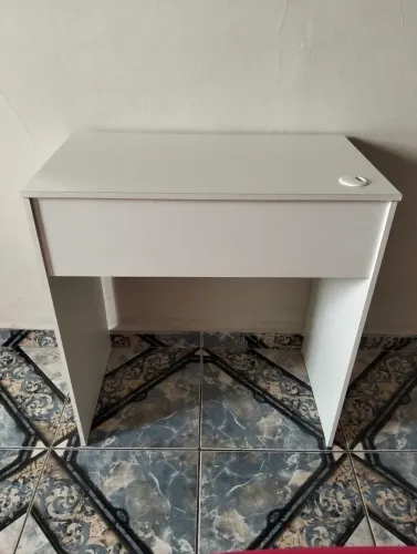 Mesa de escritório/escrivaninha