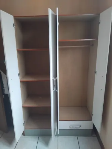 Guarda roupa 4 portas