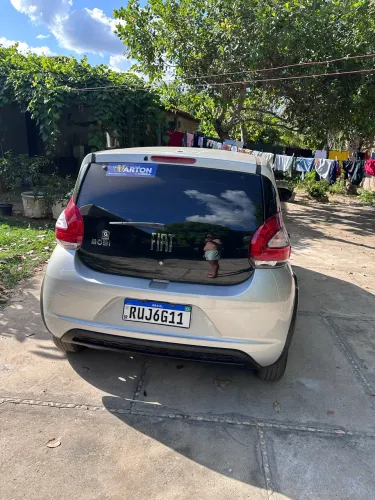 Fiat Mobi Like 1.0 Fire Flex 5P. 2023