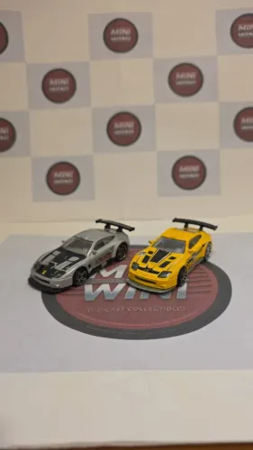 Hot Wheels Kit com 2 Ferrari 575 GTC Loose