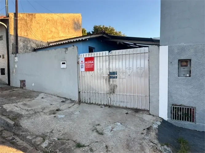 Casa com 2 quartos para locação em Jardim fogaça - SP