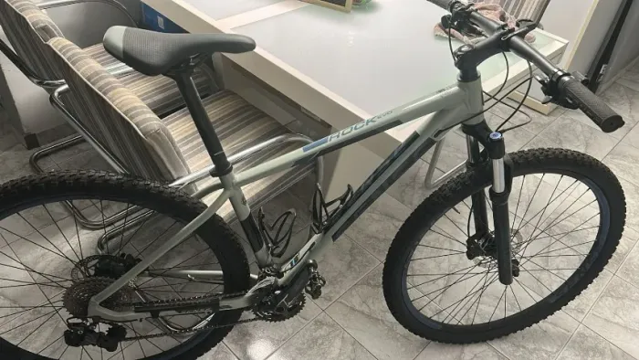 Bicicleta Rock Evo 2021 M / SHIMANO DEORE