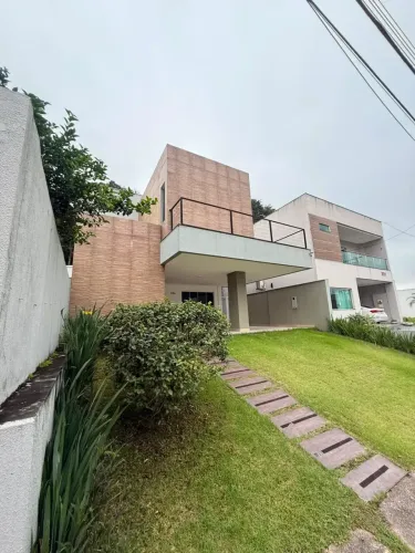 Casa Duplex à Venda no Condomínio Forest Hill | 5 Quartos | Aceita Financiamento