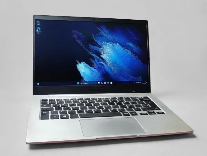 ?VENDO OU TROCO Notebook Samsung Galaxy Book Go