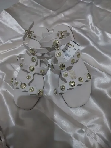 Calçados lindos e confortável. 