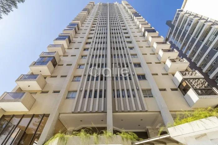 Apartamento mobiliado com 3 quartos no Bigorrilho