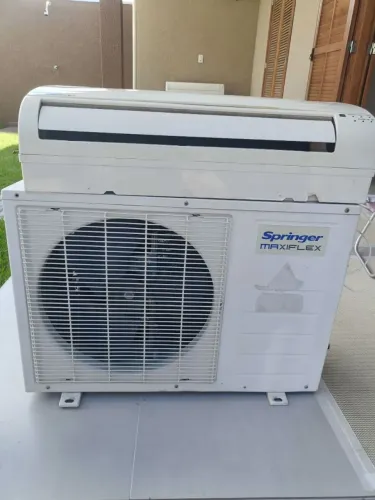 Ar condicionado 12.000 btus Springer Quente Frio