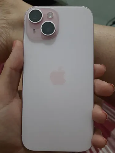 Vendo iphone 15 rosa 128g