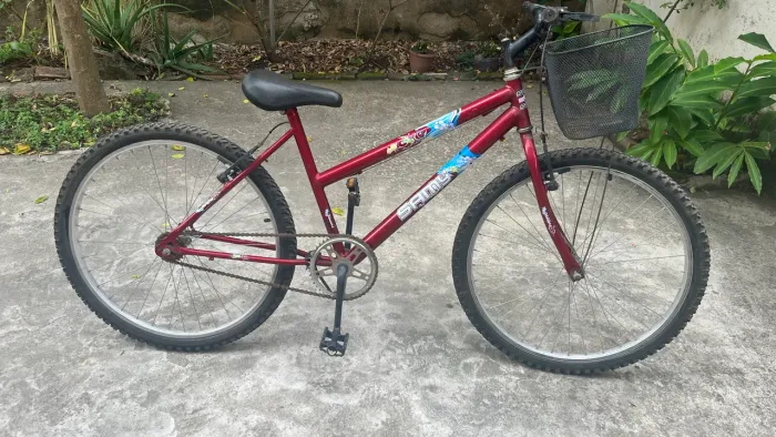 VENDE-SE BICICLETA