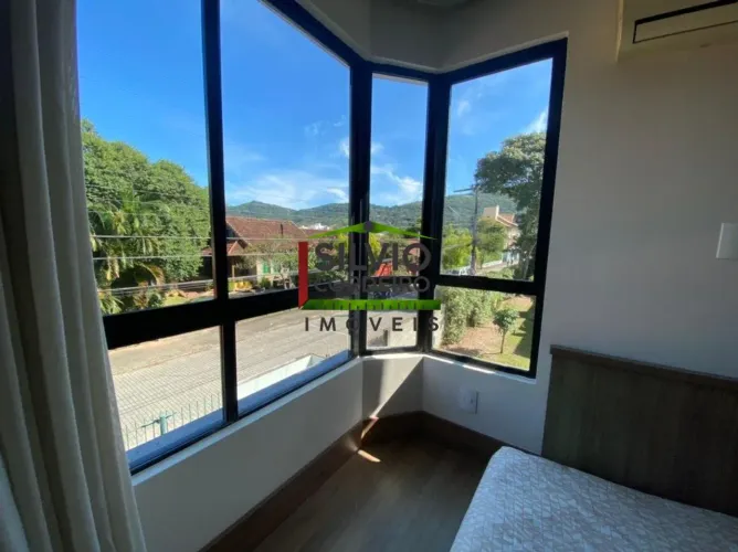 Apartamento na Lagoa da Conceição