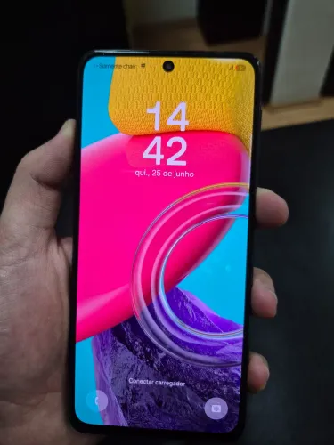 M53 128GB 8GB RAM (Usado)