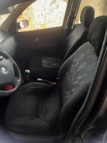 Fiat Palio ELX 1.0 Fire/30 Anos F. Flex 8V 4P 2011