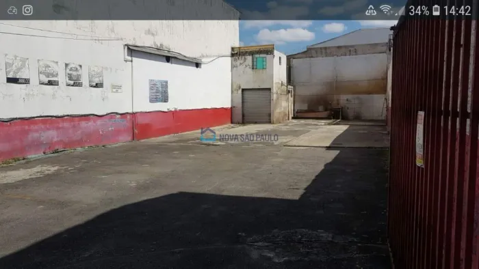 Terreno de 300 metros², 10 de frente e 30 de fundo a venda na rua Doutor Elísio de Castro.